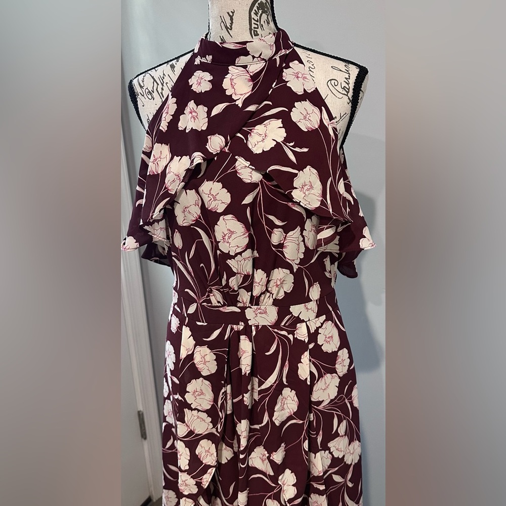 🌸 LC Lauren Conrad Runway Burgundy Floral Chiffon Ruffled Halter🌸 - Picture 2 of 10